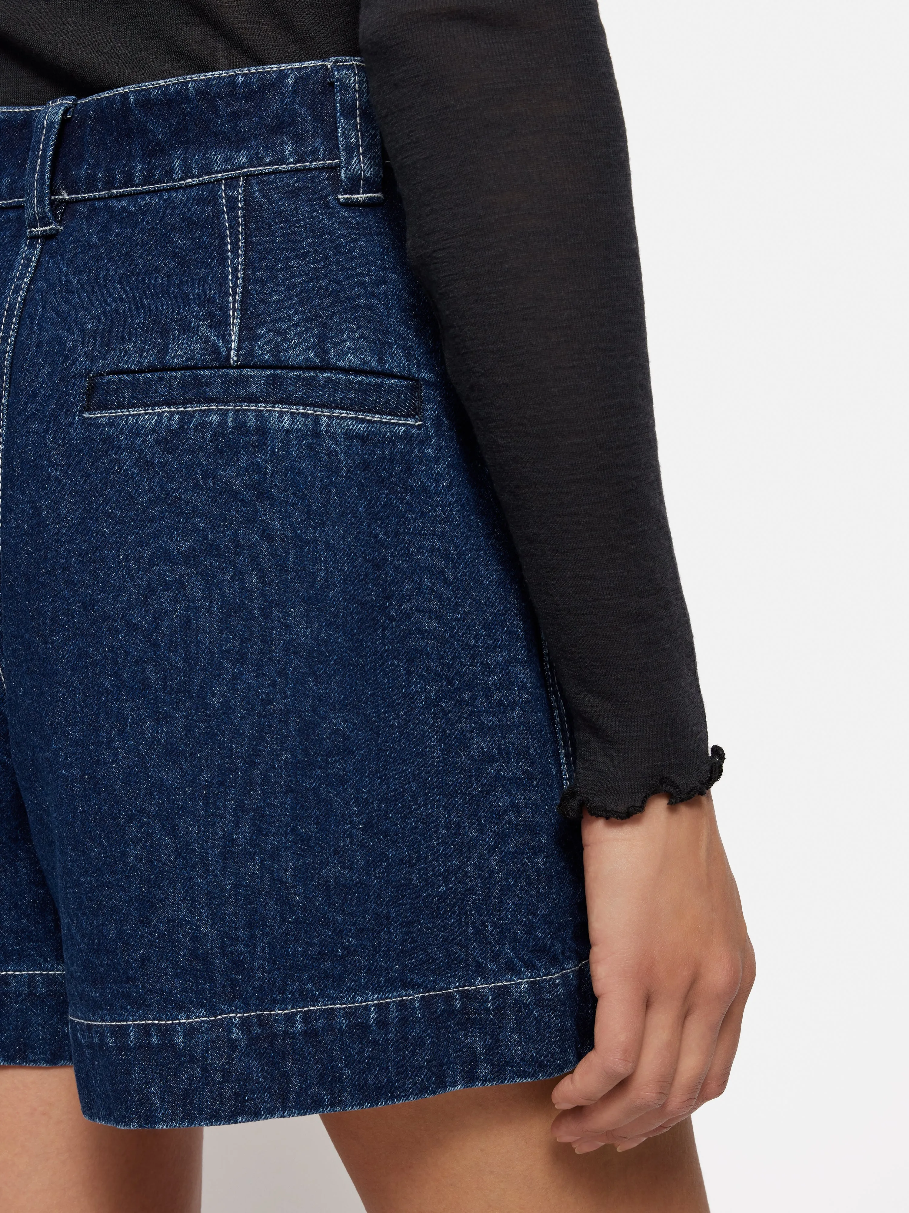 Denim Contrast Stitch Short | Indigo