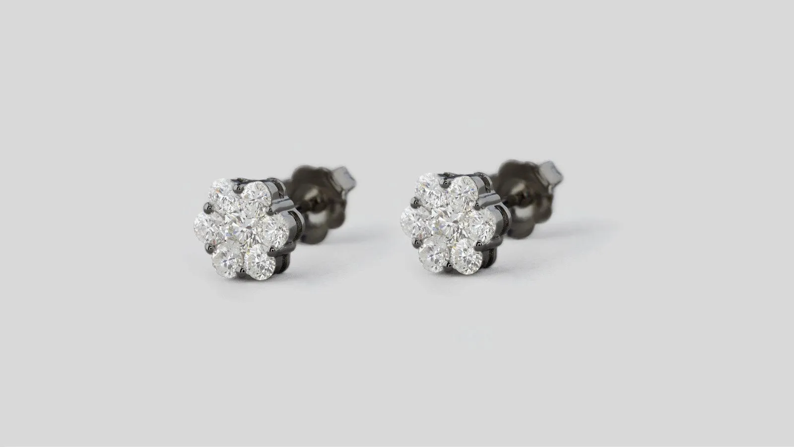 Flower Diamond Stud Earrings with 0.50 Carats