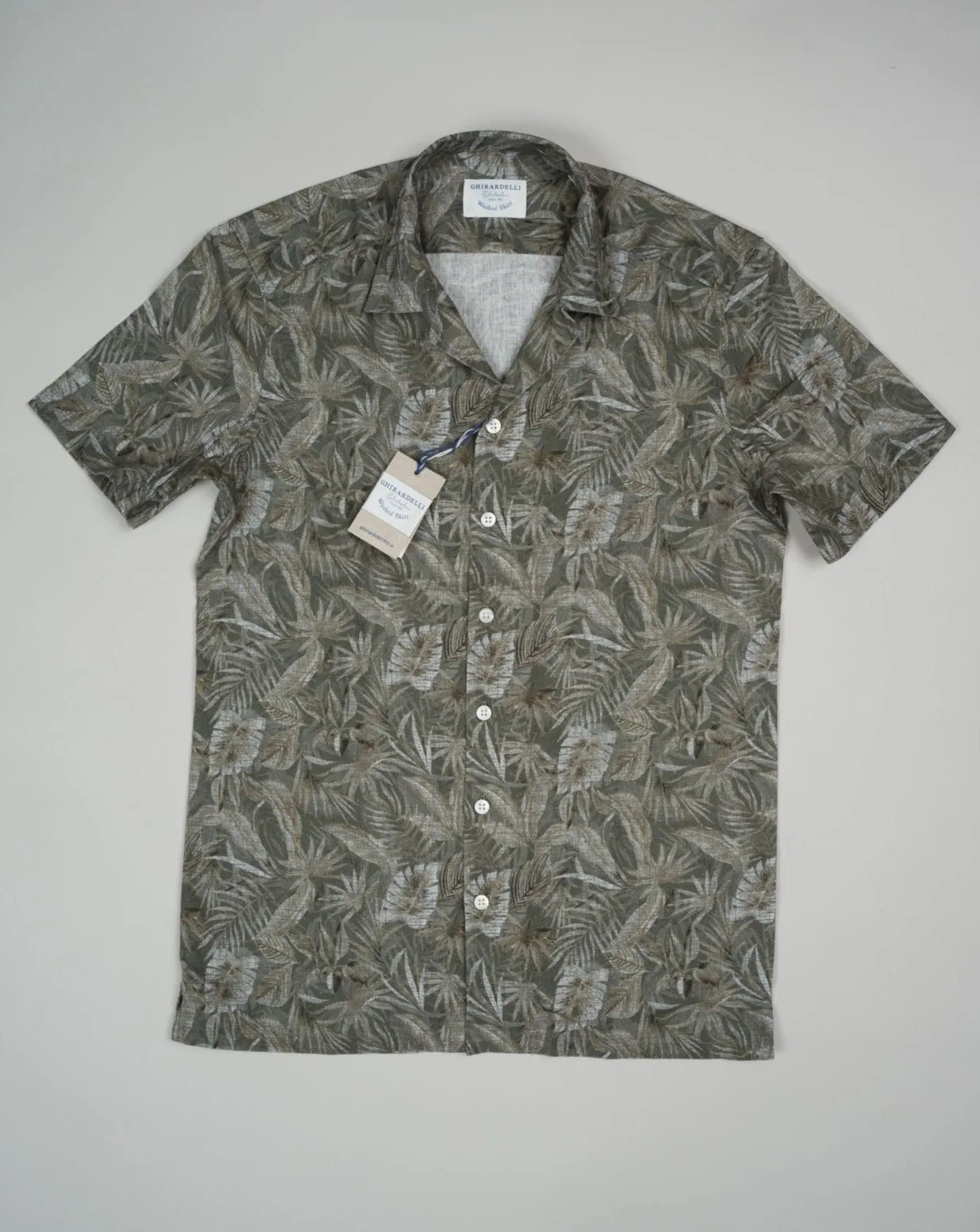 Ghirardelli Camp Collar Palm Print Shirt / Green